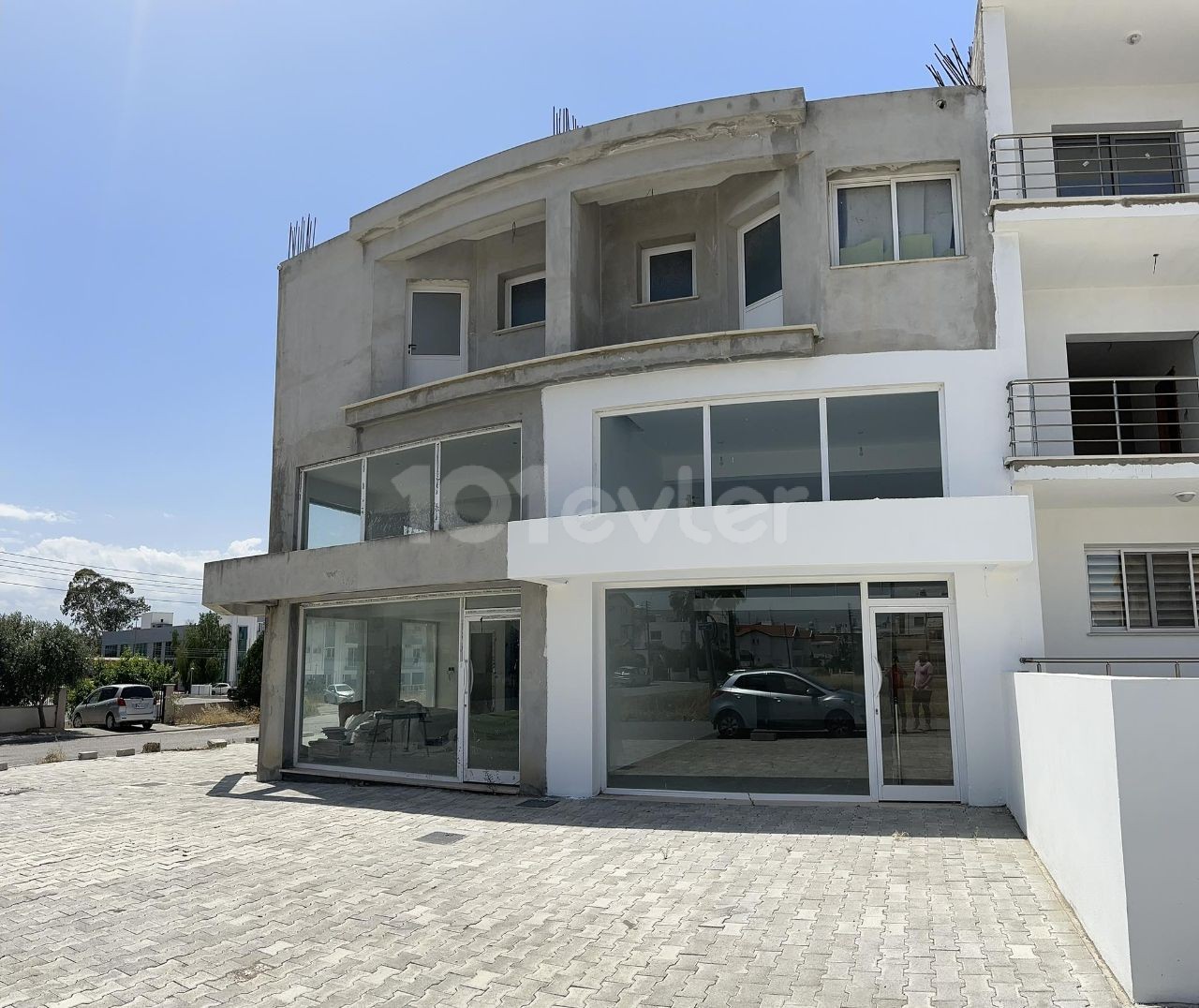 Sendeli Shop for Rent behind State Hospital in Ortakoy Region