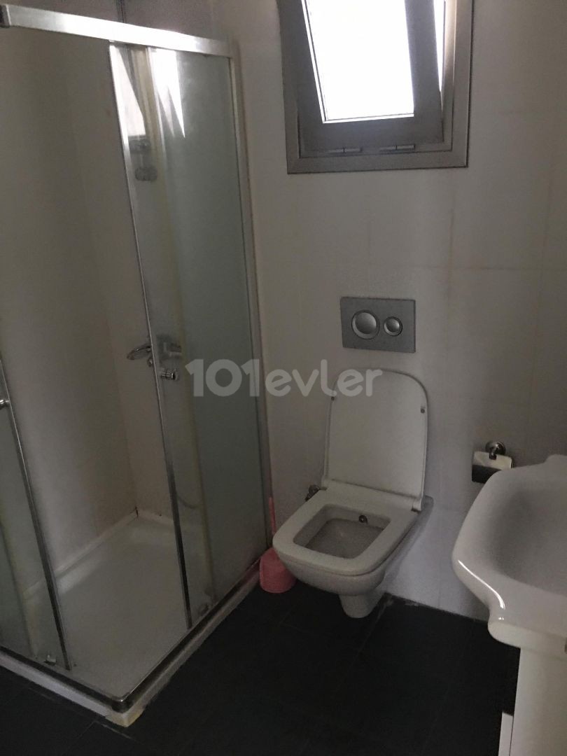 Flat To Rent in Girne Merkez, Kyrenia