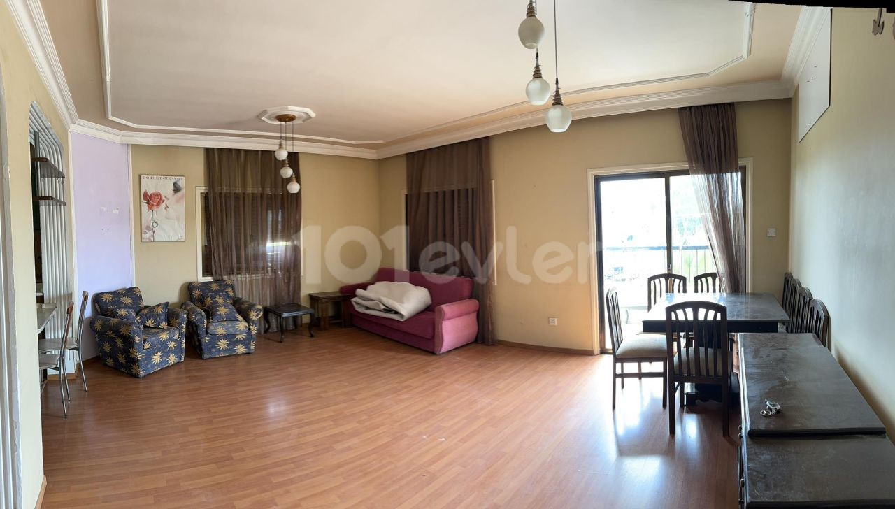 3+1 Flat For Sale In The Dumlupınar Area Of Nicosia