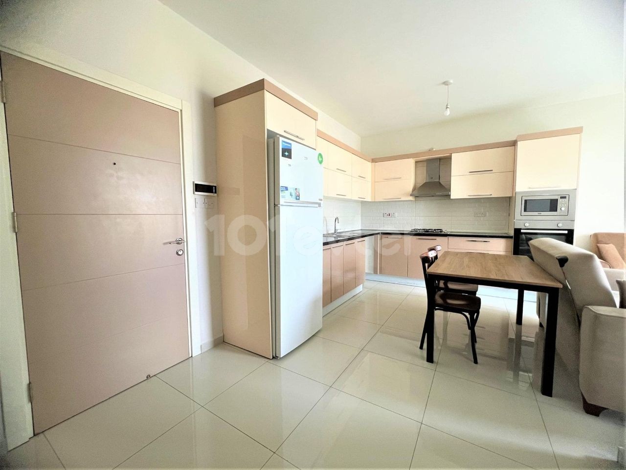 2+1 Clean Flat for Rent in Kaymaklı Area