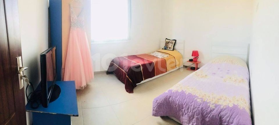 Sahibinden  satılık/ Erülkü süpermarket yanı 3+1 daire (Renk apartmanları)