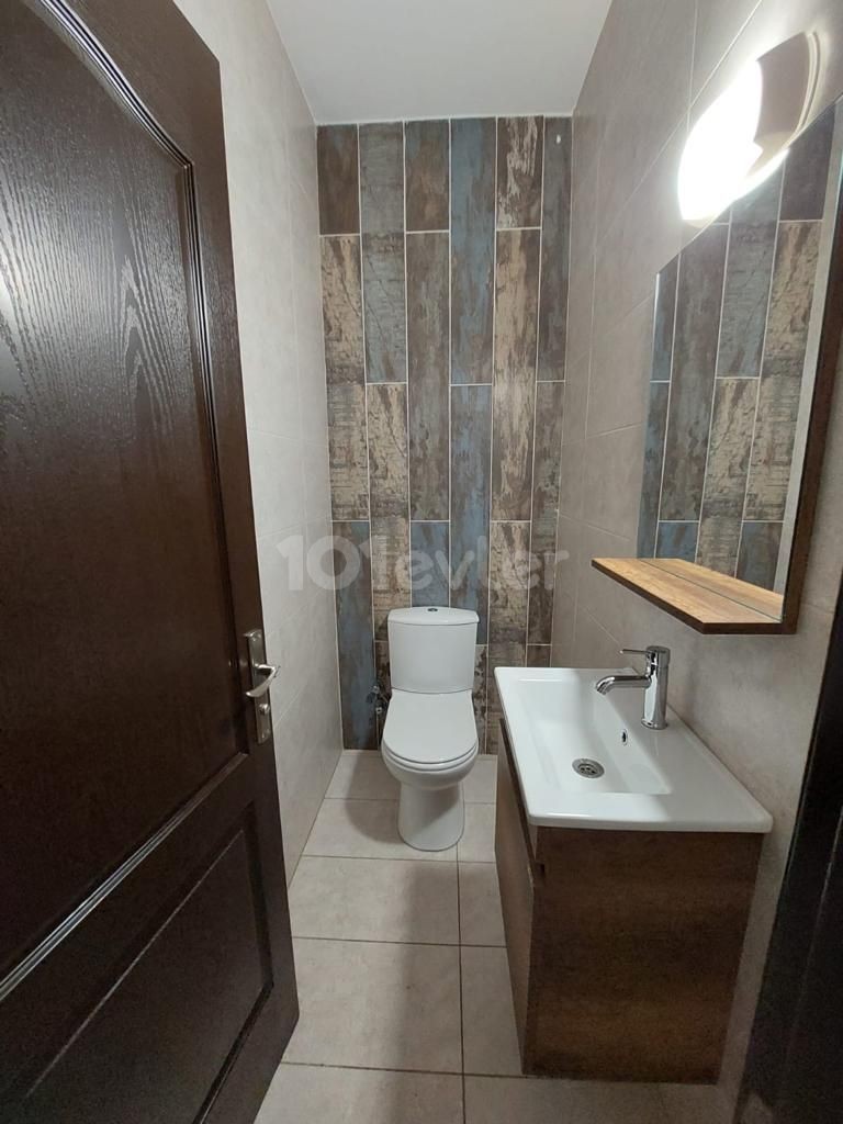 Gönyeli de ana yol üzerinde, çok iyi konumda, ultra lüks, full eşyalı kiralık daire