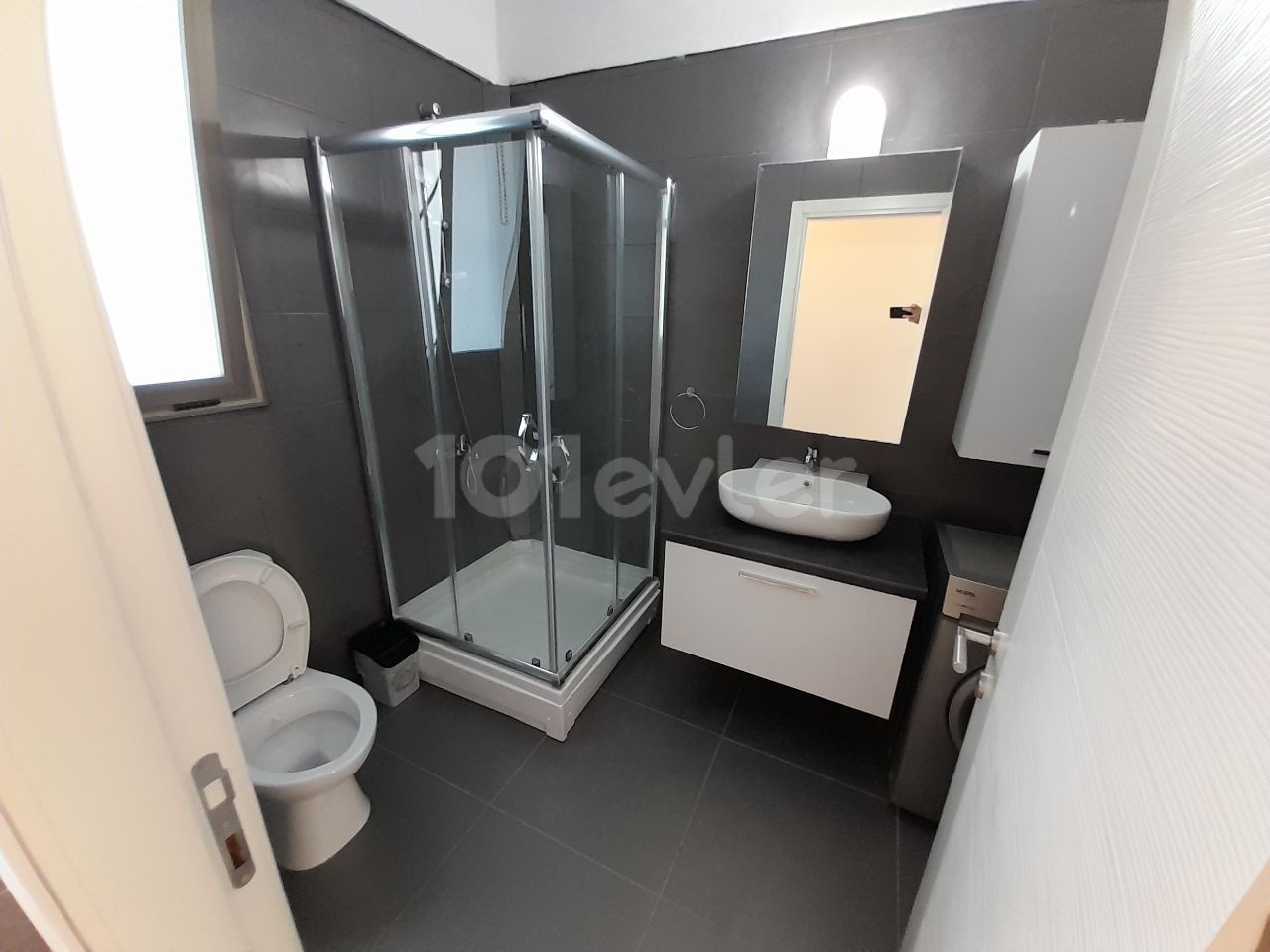 In Çatalköy, Girne, 90 m² Private Terrasse, 2+1 90 m², Möbliert 1. Stock