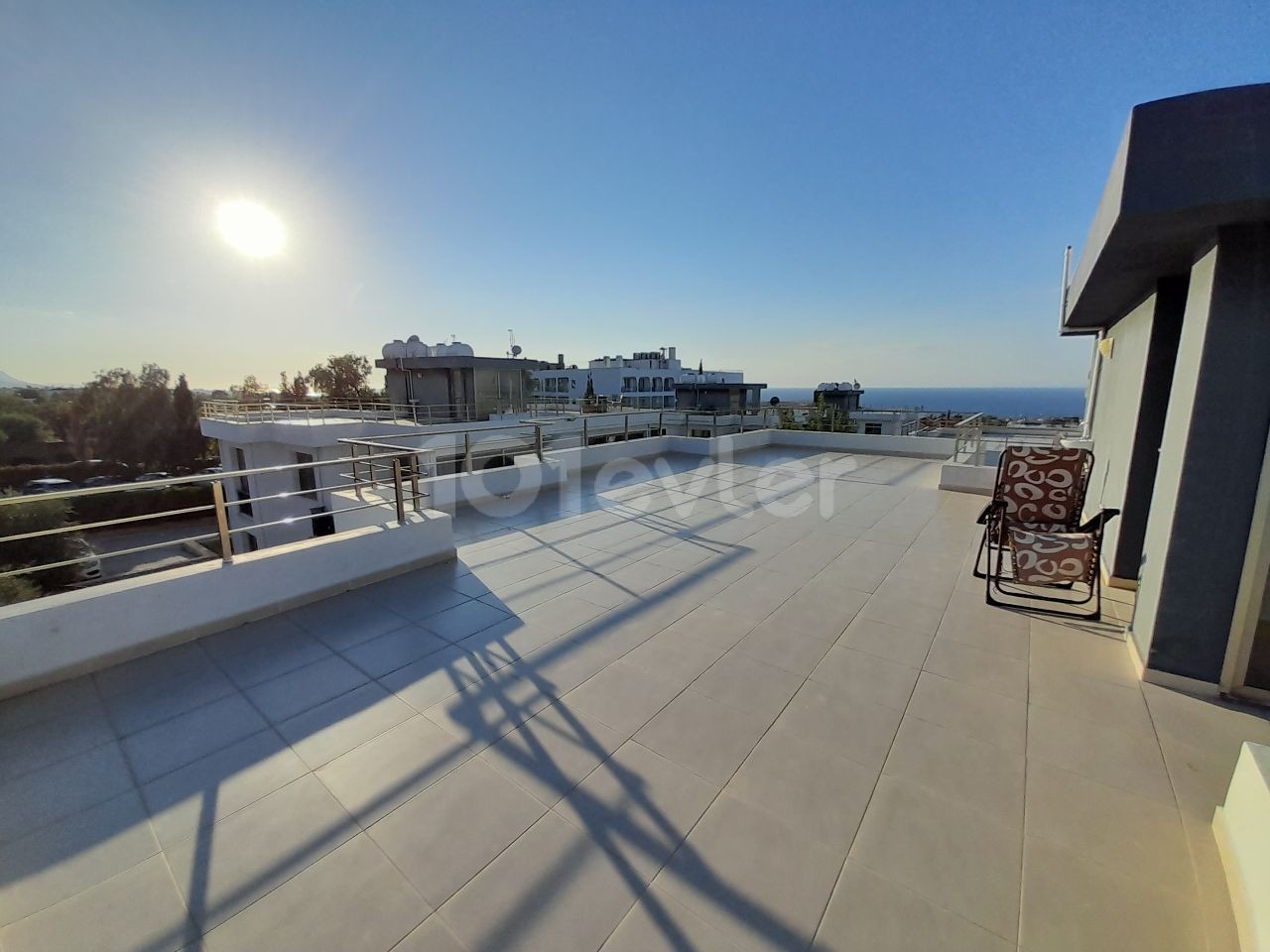 In Çatalköy, Girne, 90 m² Private Terrace, 2+1 90 m², 1st floor