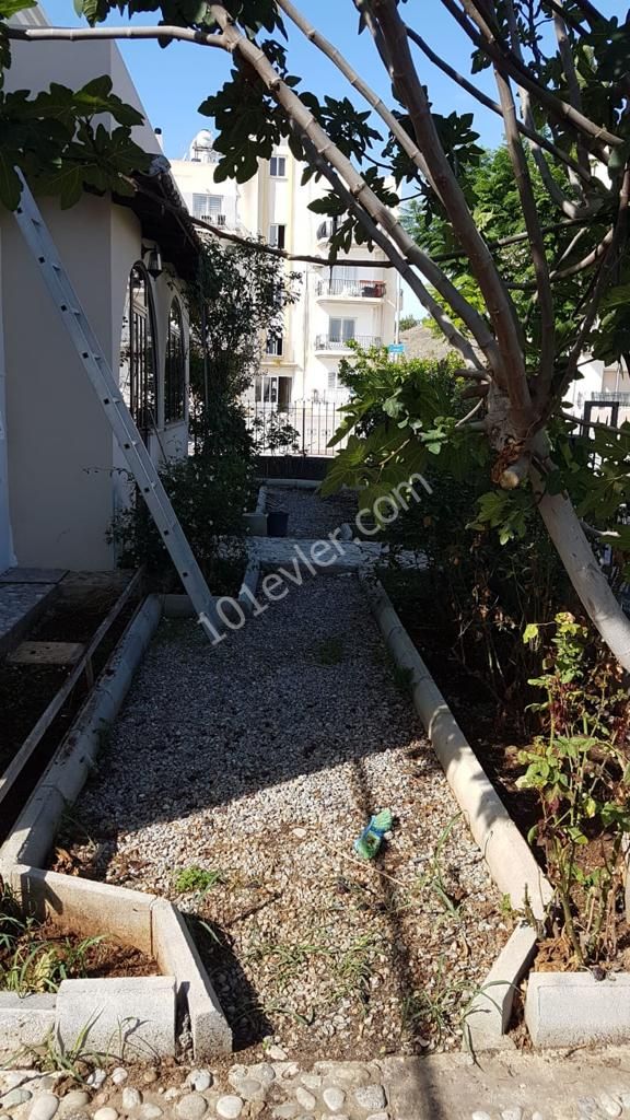 GİRNE BOĞAZ'DA LÜX VİLLA 114.000 GBP