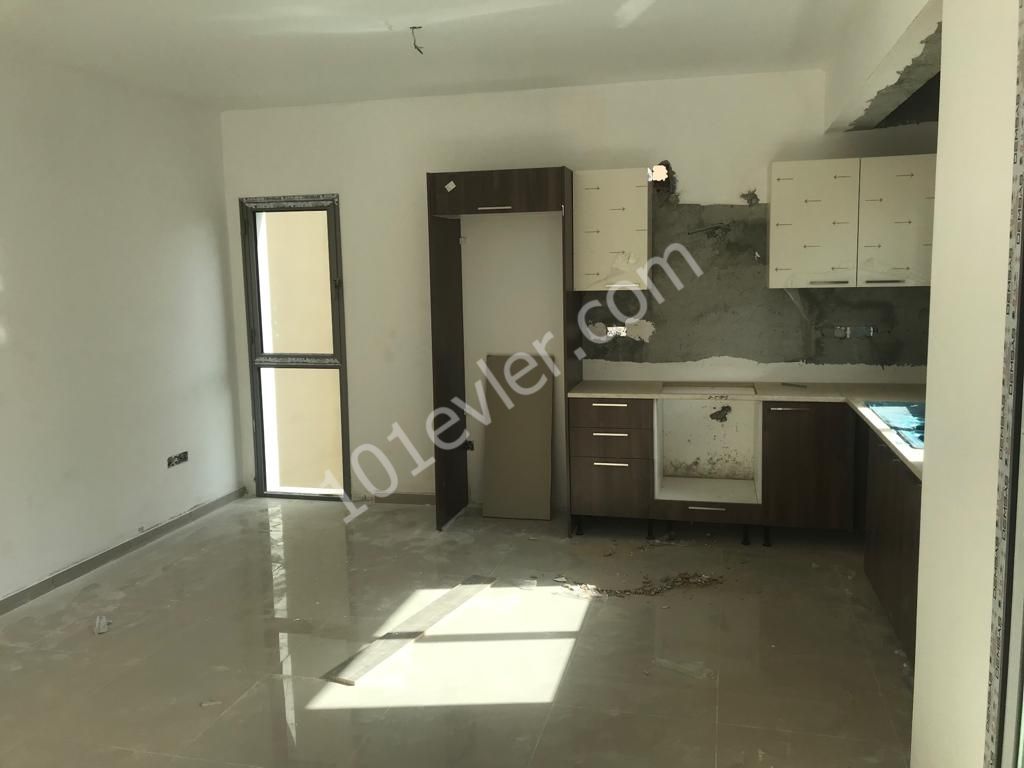 Flat For Sale in Küçük Kaymaklı, Nicosia