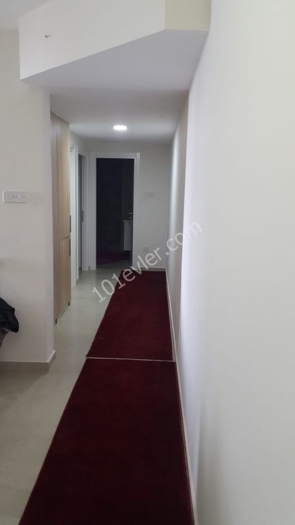 YENİKENT'TE SATILIK 2+1 DAİRE TÜRK KOÇANLI 110m2 EŞYALARLA BİRLİKTE 80000 GBP