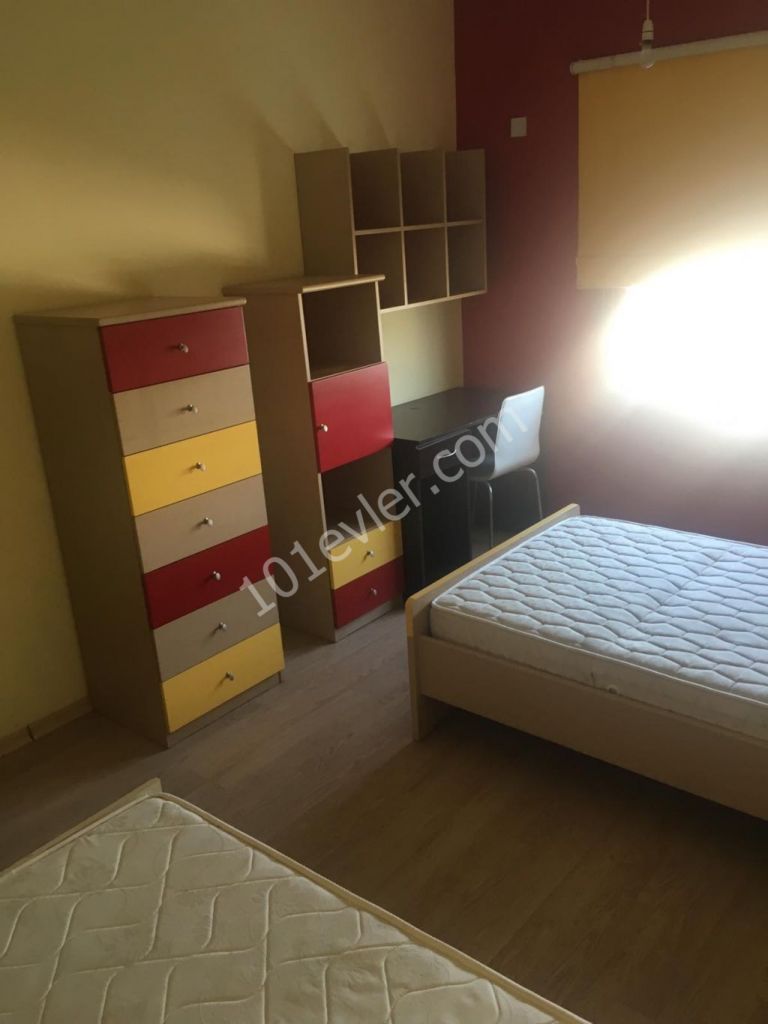 KÜÇÜK KAYMAKLI ANA YOL ÜZERİ 3+1 DAİRE