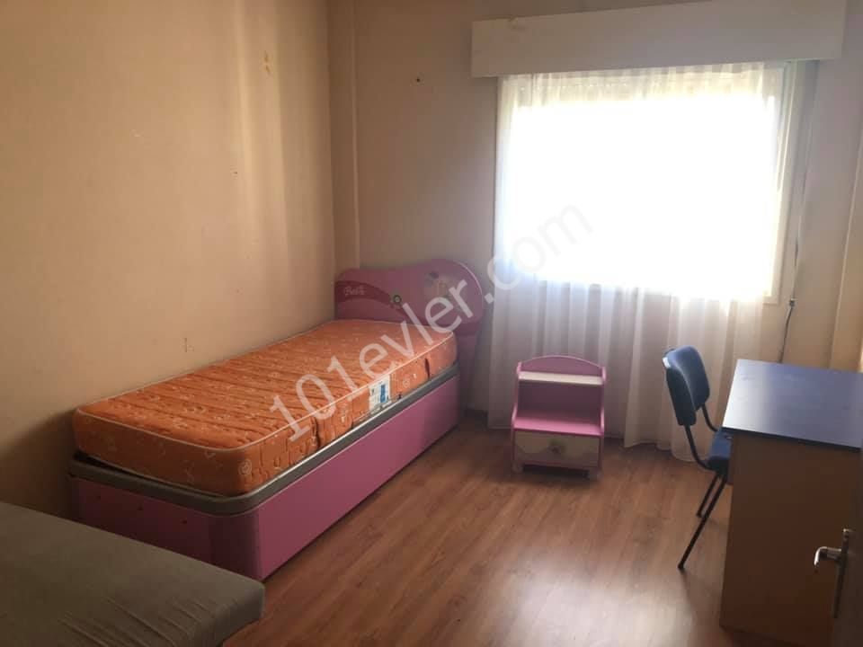 YENİŞEHİR DENİZ PLAZA ARKASI KİRALIK 3+1 DAİRE