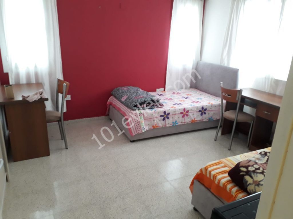 Haspolatta 2+1 kiralık daire UKÜ VE KISBU KARŞISI