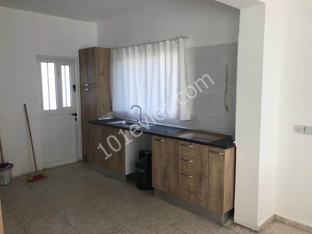 Flat To Rent in Ortaköy, Nicosia