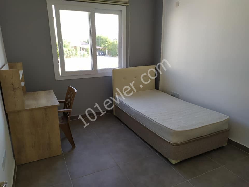 Flat To Rent in Dikmen, Kyrenia