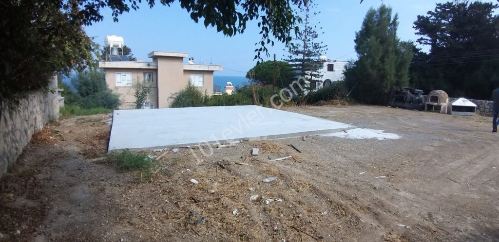 Residential Zoned Plot For Sale in Alsancak, Kyrenia