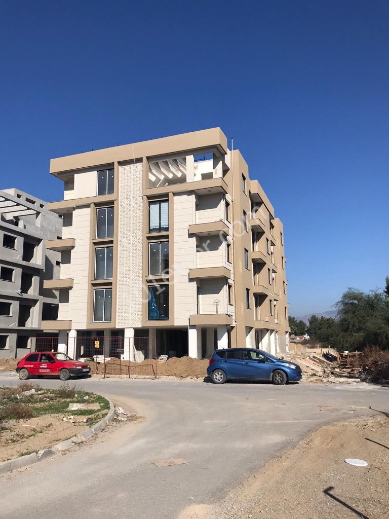 Flat For Sale in Küçük Kaymaklı, Nicosia