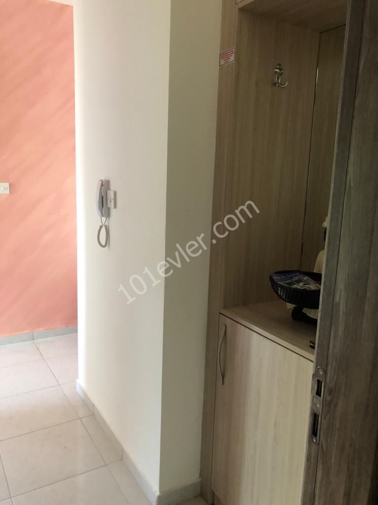 Flat For Sale in Küçük Kaymaklı, Nicosia