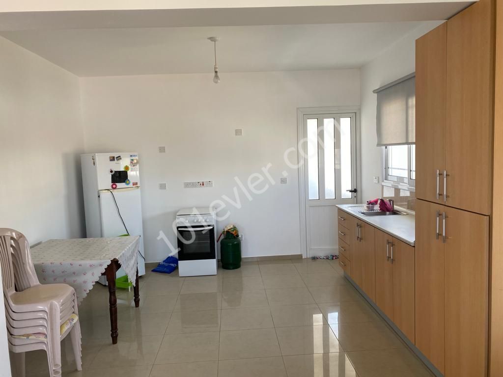 Flat To Rent in Küçük Kaymaklı, Nicosia