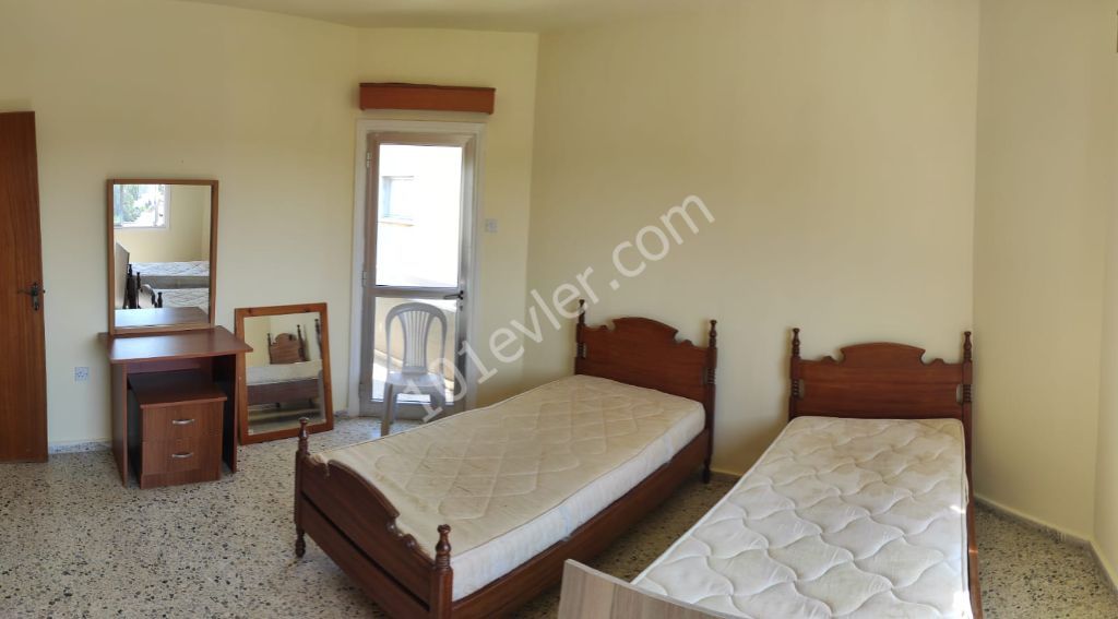 LEFKOŞA ORTAKÖYDE SATILIK 3+1 DAİRE 45500 £