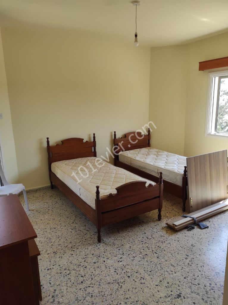 LEFKOŞA ORTAKÖYDE SATILIK 3+1 DAİRE 45500 £