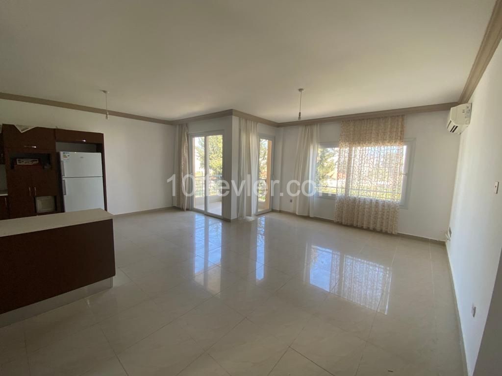 WELL-MAINTAINED 3+1 APARTMENT FOR SALE IN THE CENTRAL LOCATION OF NICOSIA KYZYLBASH..0533 859 21 66 ** 