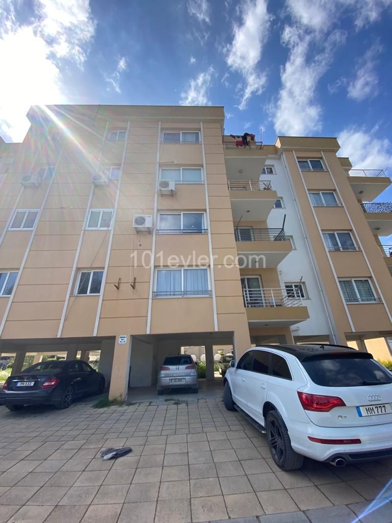 WELL-MAINTAINED 3+1 APARTMENT FOR SALE IN THE CENTRAL LOCATION OF NICOSIA KYZYLBASH..0533 859 21 66 ** 