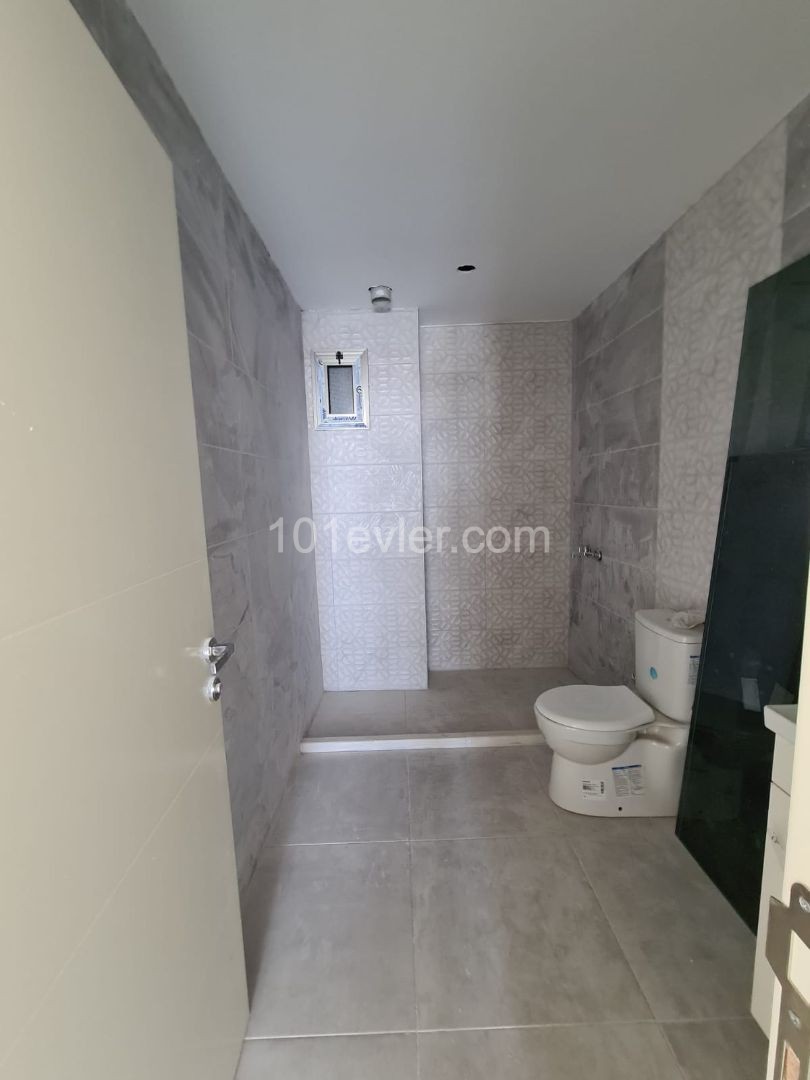 LEFKOŞA KÜÇÜK KAYMAKLI DE SIFIR 2+1 LÜKS PENTHOUSE TÜRK KOÇANLI 05338764894