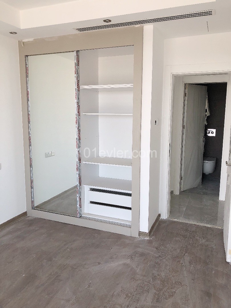 THERE ARE 3 +1 ZERO APARTMENTS FOR RENT WITH A COMMERCIAL PERMIT IN THE RESIDENCE BUILDING IN METEHAN-KERMIYA.. 90533 859 21 66 ** 