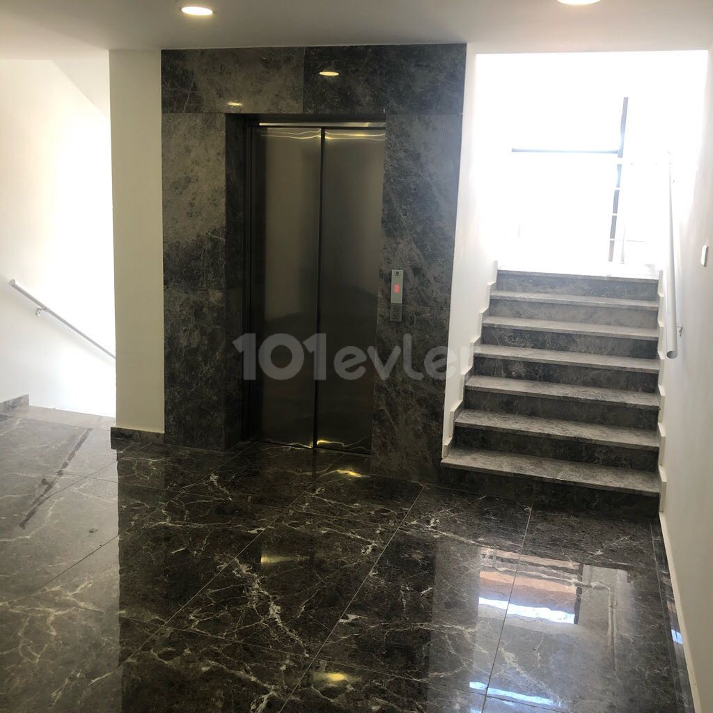 1+1 FLAT FOR RENT IN METEHAN-KERMİYA RESIDENCE BUILDING WITH COMMERCIAL PERMIT.. 90533 859 21 66 ** 