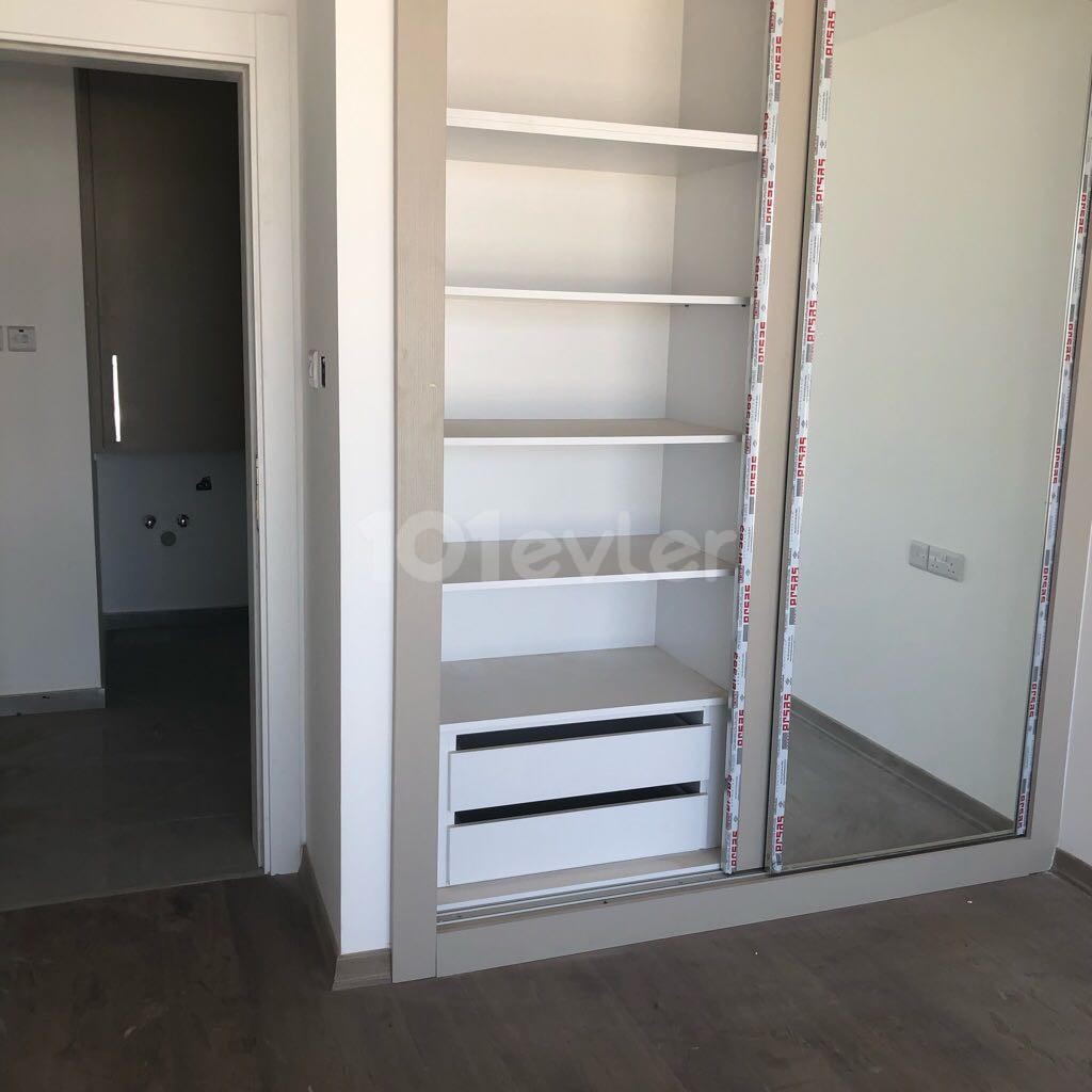 1+1 WOHNUNG ZUR MIETE MIT GEWERBLICHER GENEHMIGUNG IN EINEM SOZIAL AUSGESTATTETEN WOHNGEBÄUDE IN METEHAN-KERMIYA.. 90533 859 21 66 ** 