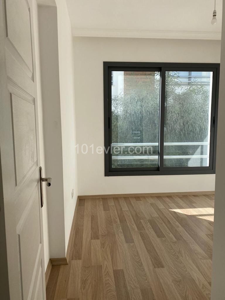 LEFKOŞA/HAMİTKÖY DE KDV VE TRAFOSU ÖDENMİŞ SATILIK 2+1 DAİRE..