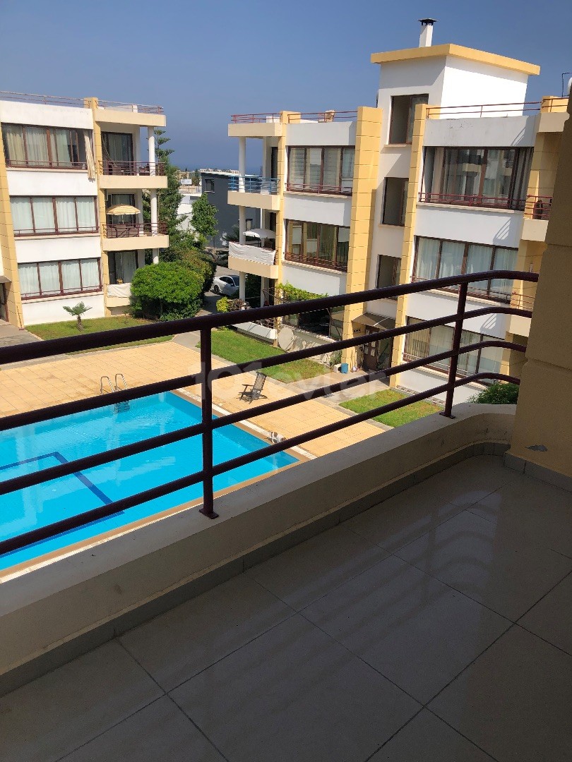 3+1 WOHNUNG ZUR MIETE VOLL MÖBLIERT AUF DEM GELÄNDE MIT POOL IN KYRENIA ALSANCAK TA..90533 859 21 66 ** 