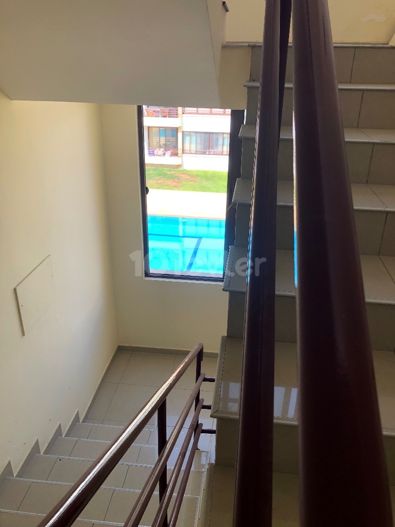 3+1 WOHNUNG ZUR MIETE VOLL MÖBLIERT AUF DEM GELÄNDE MIT POOL IN KYRENIA ALSANCAK TA..90533 859 21 66 ** 