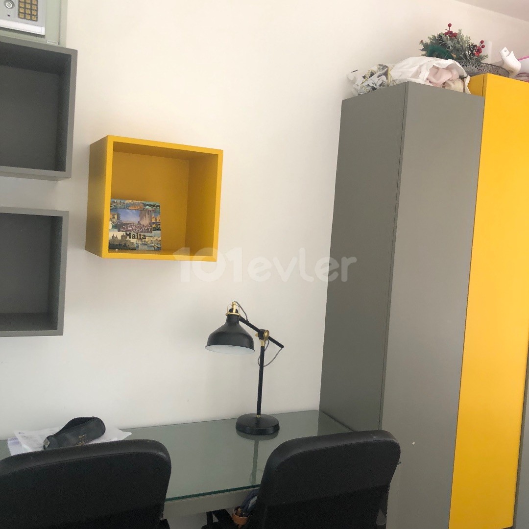 LEFKOŞA/DEREBOYU NDA LÜX ASANSÖRLÜ SATILIK 2+1 PENTHOUSE..