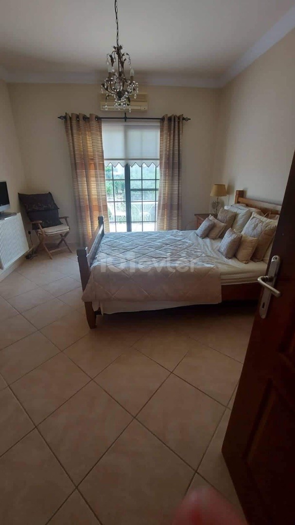 VILLA FOR SALE AT THE APARTMENT PRICE...A DETACHED COTTAGE WITH A PRIVATE GARDEN ON LOAN IN KYRENIA DOGANKOY IS ON DISPLAY AT THE OPPORTUNITY PRICE OF A 3+1 DUPLEX VILLA FOR SALE ** 