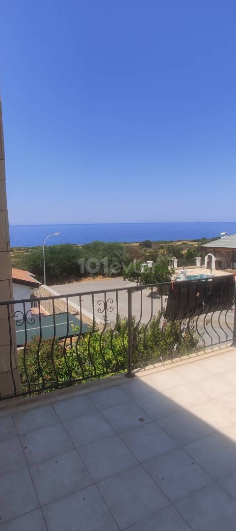 4+ 1 Villas for Sale in Esentepe District With sea view awareness ** 