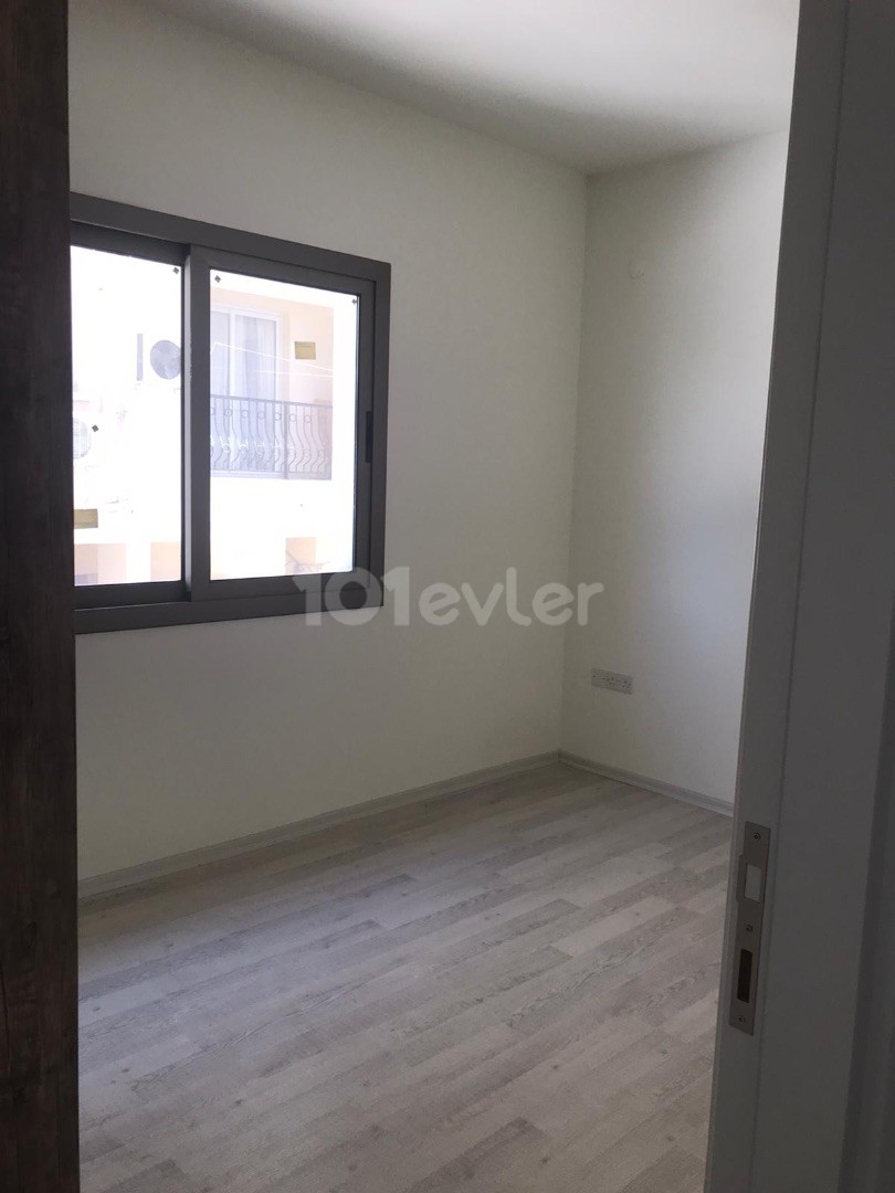 MARMARA BAKANLIKLAR DA ASANSÖRLÜ SATILIK  2+1 DAİRE..