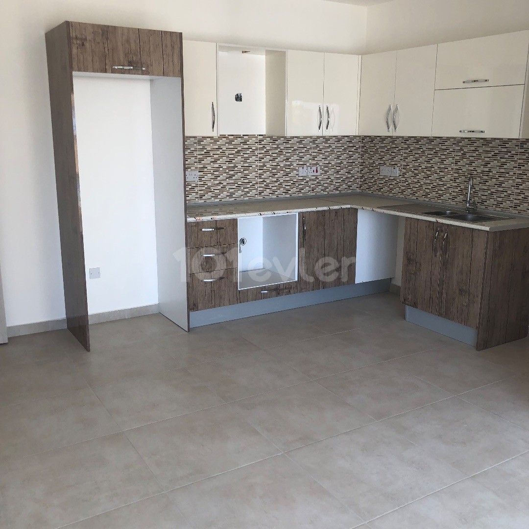 ZERO 2 + 1 APARTMENT WITH ELEVATOR FOR SALE IN MITRELI.. ** 