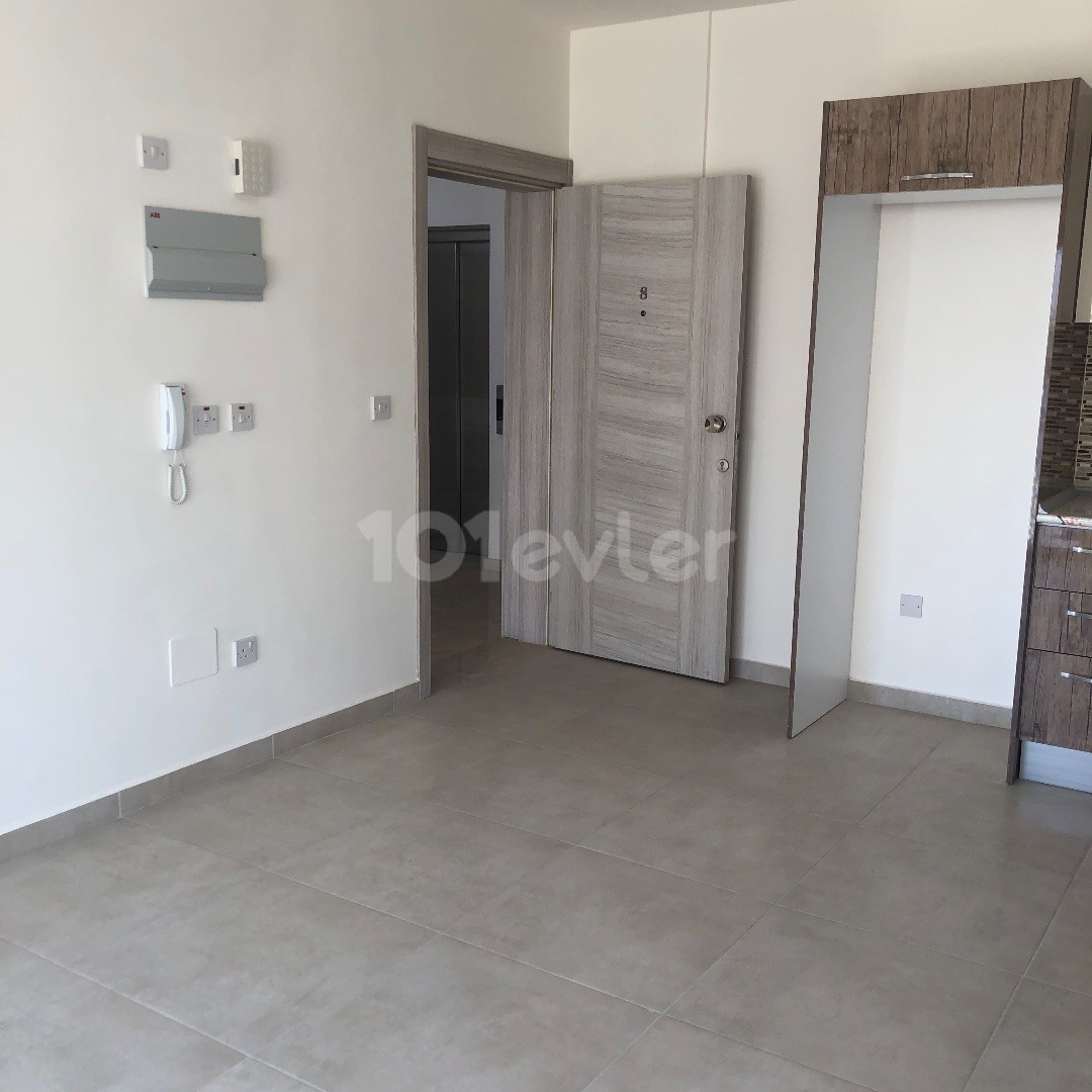 ZERO 2 + 1 APARTMENT WITH ELEVATOR FOR SALE IN MITRELI.. ** 