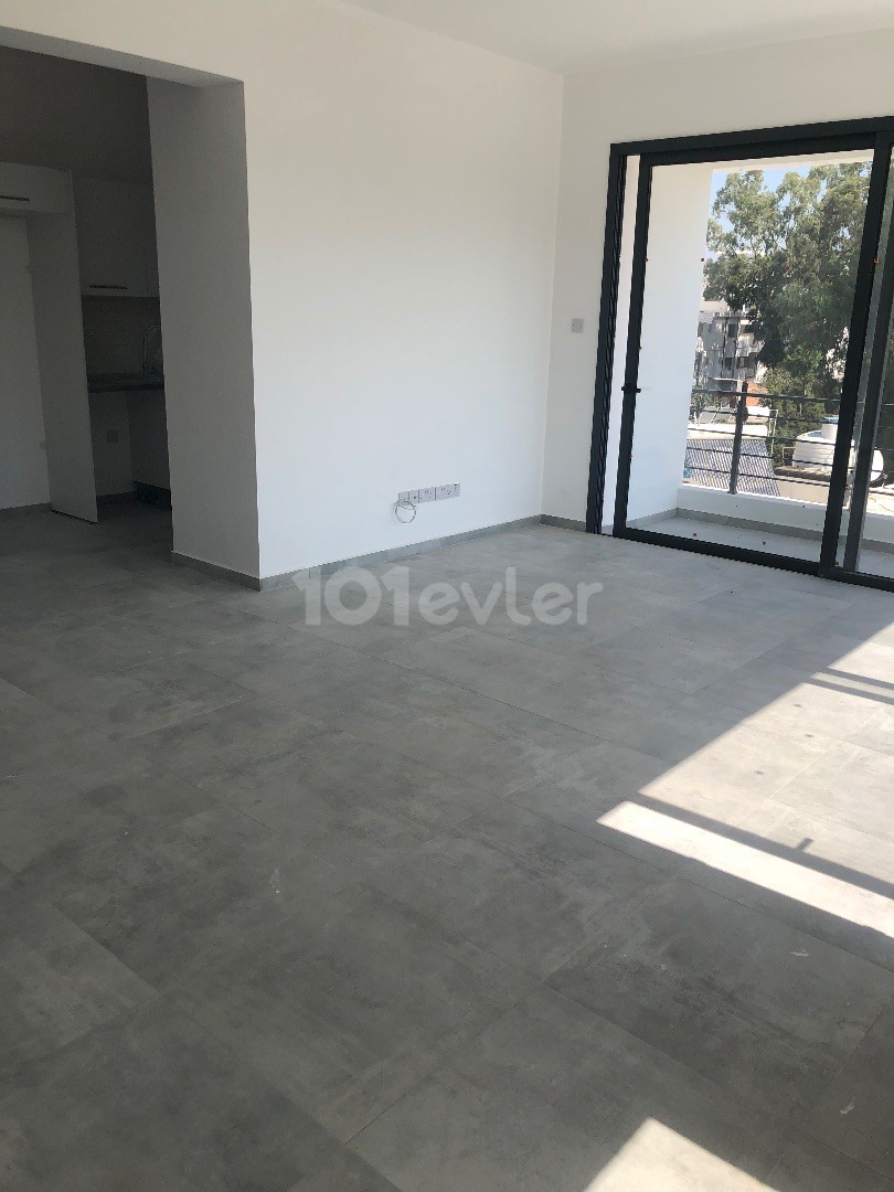 3+1 WOHNUNG ZUM VERKAUF IN ORTAKÖY/NIKOSIA SEHR PRIVAT..0533 859 21 66 ** 