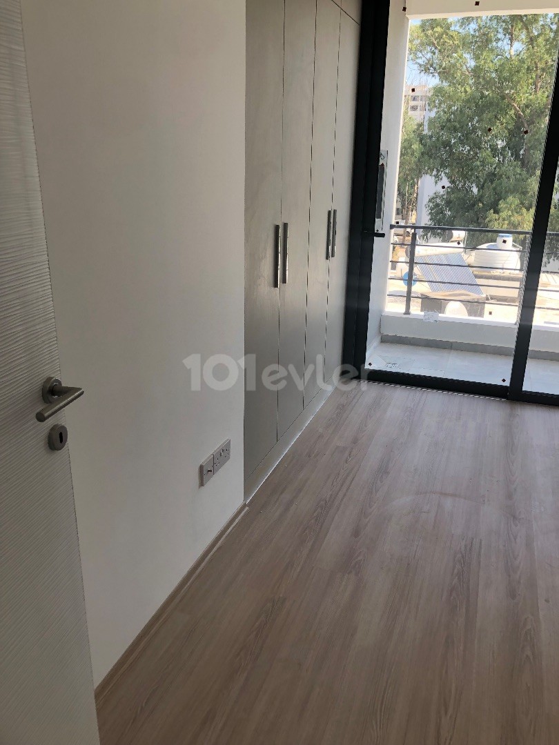 3+1 WOHNUNG ZUM VERKAUF IN ORTAKÖY/NIKOSIA SEHR PRIVAT..0533 859 21 66 ** 