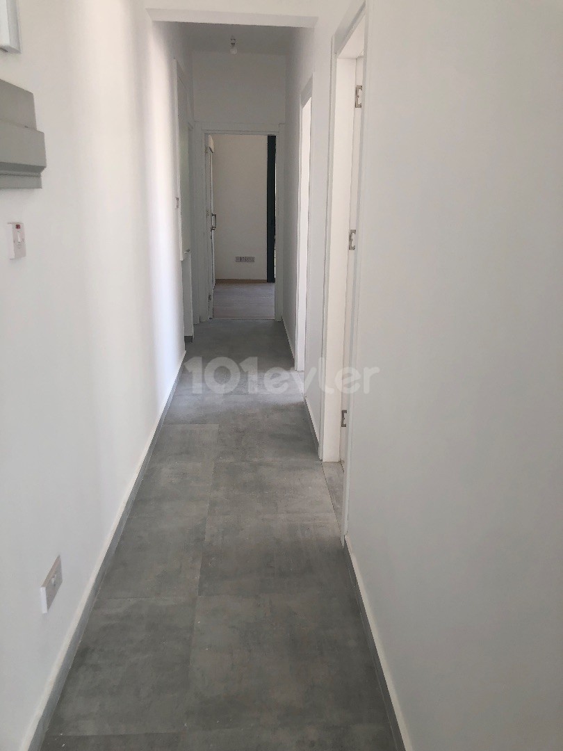 ORTAKÖY/LEFKOŞA DA ÇOK ÖZEL SATILIK SIFIR 3+1 DAİRE..0533 859 21 66