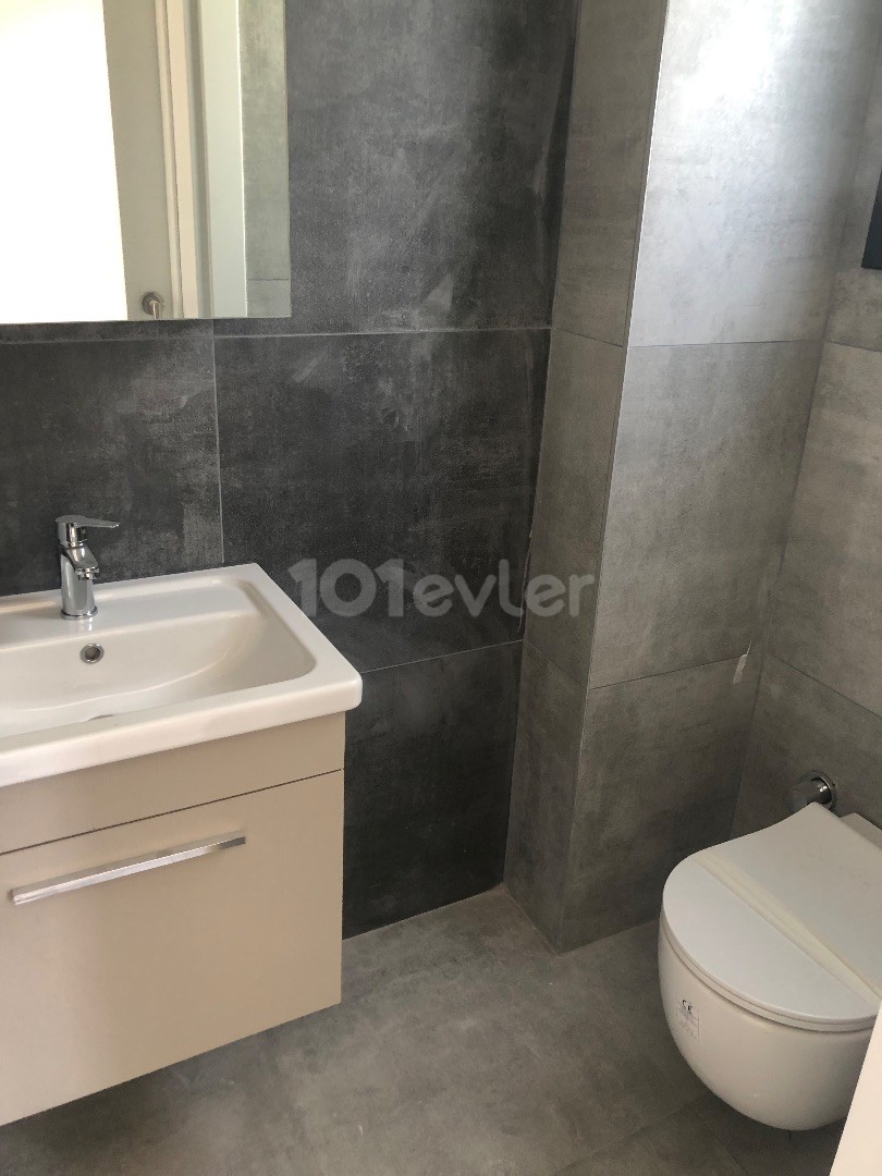 3+1 WOHNUNG ZUM VERKAUF IN ORTAKÖY/NIKOSIA SEHR PRIVAT..0533 859 21 66 ** 