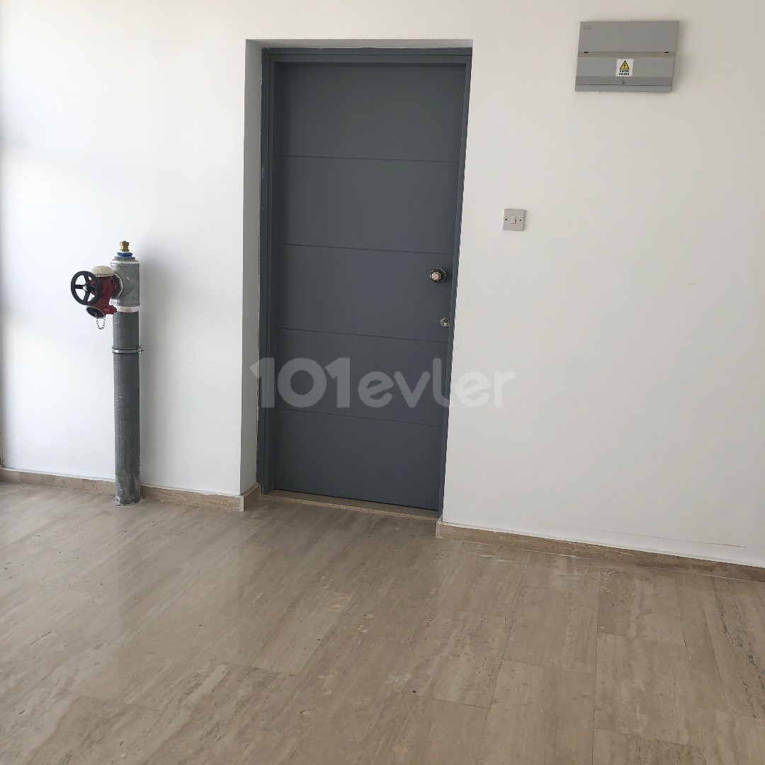 ZERO 2 + 1 APARTMENT FOR SALE IN KÜÇÜKKAYMAKLI.. 0533 859 21 66 ** 