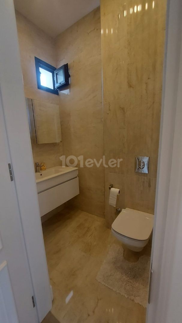 AMG Emlak'tan Girne Bellapais'te Kiralık 4+1 Lüx Villa