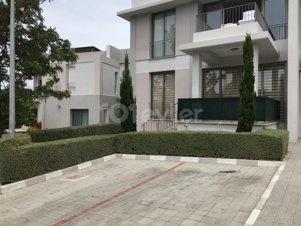 Girne Alsancak'ta Kiralık 2+1 Daire