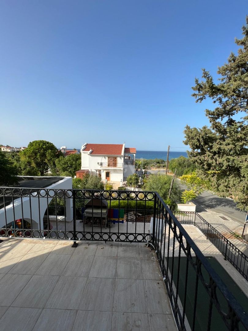 4+1 Villa zum Verkauf in Kyrenia Alsancak ** 