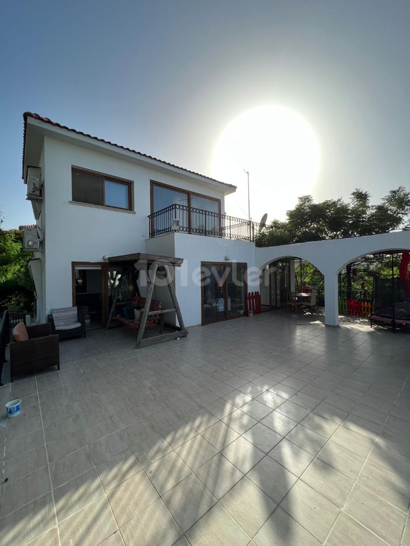 4+1 Villa zum Verkauf in Kyrenia Alsancak ** 