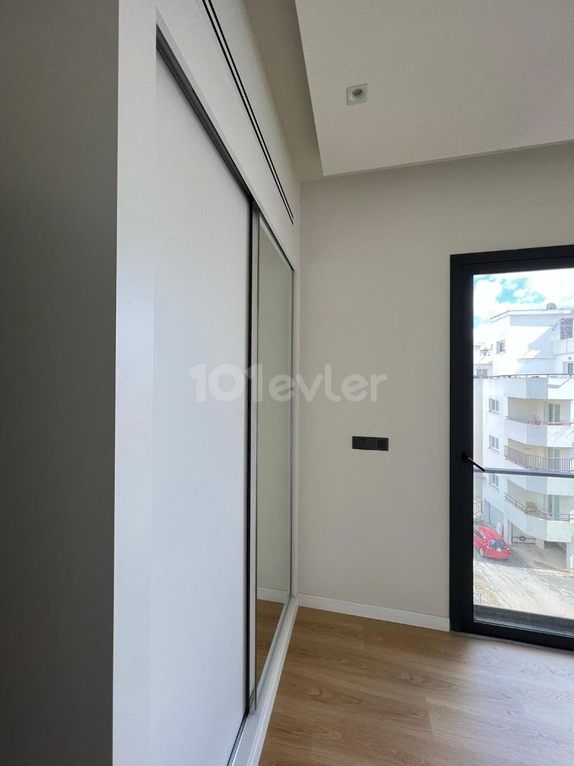 Flat For Sale in Küçük Kaymaklı, Nicosia