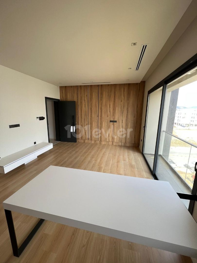 Flat For Sale in Küçük Kaymaklı, Nicosia