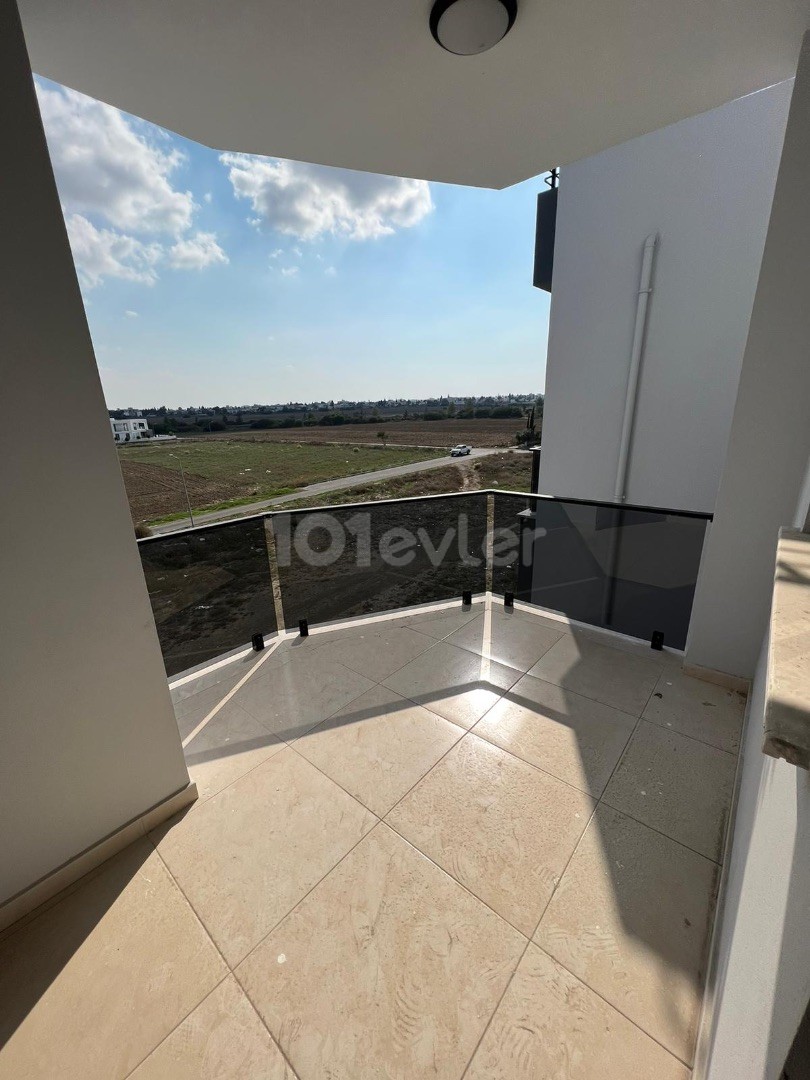 Flat For Sale in Küçük Kaymaklı, Nicosia