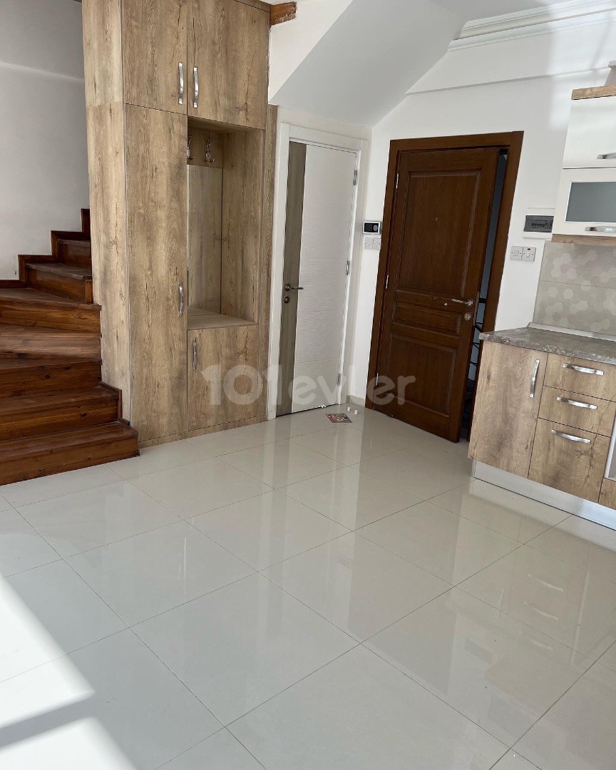 Flat For Sale in Küçük Kaymaklı, Nicosia